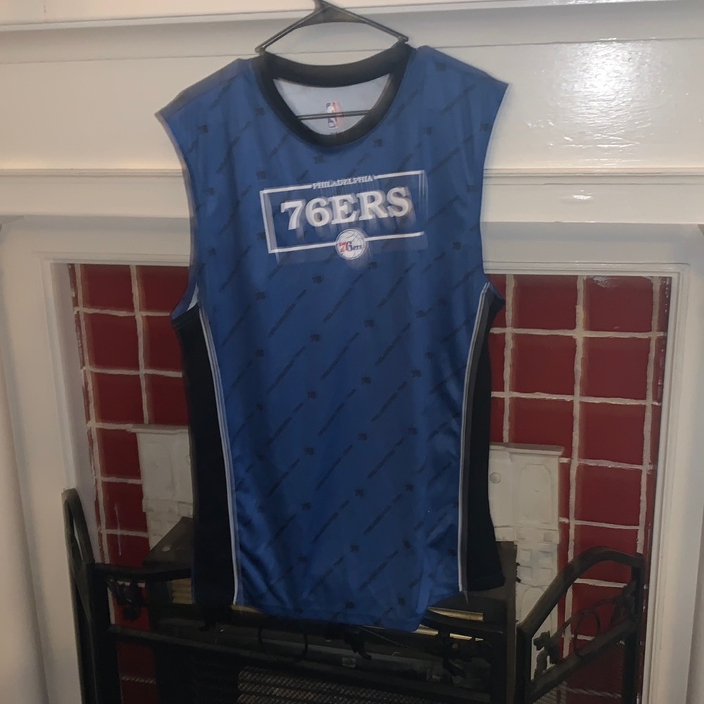 76ERS XL Mens Jersey